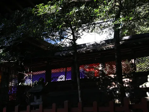敢国神社 2