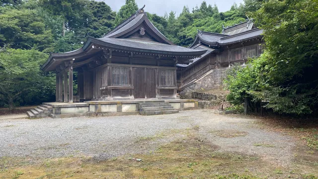 鳥海山大物忌神社