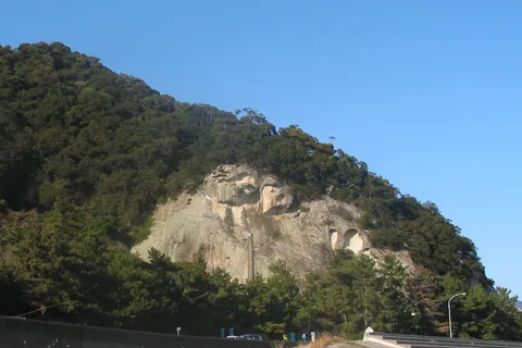 花窟神社