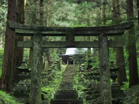 上色見熊野座神社