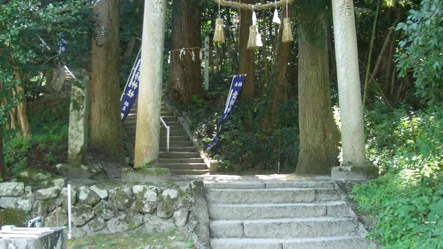 金持神社