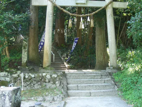 金持神社