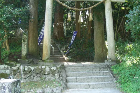 金持神社