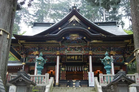 三峯神社