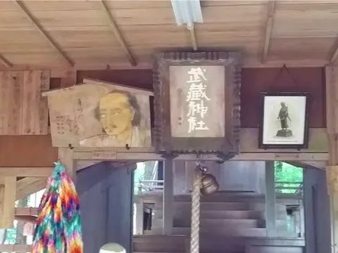 武蔵神社 2