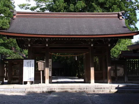 雄山神社 前立社壇 3
