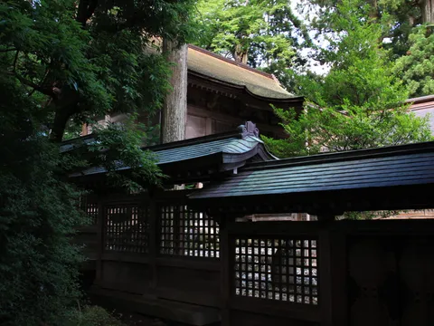 雄山神社 前立社壇
