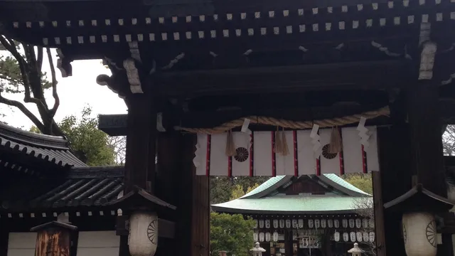 白峯神宮