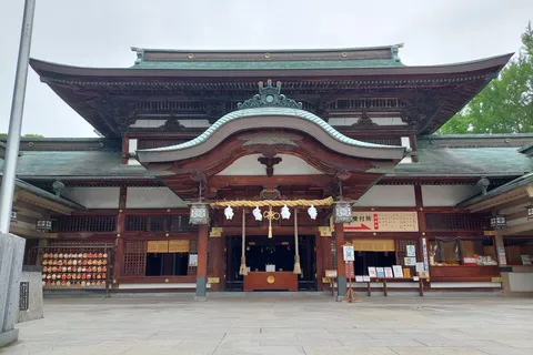 伊豫豆比古命神社（椿神社）